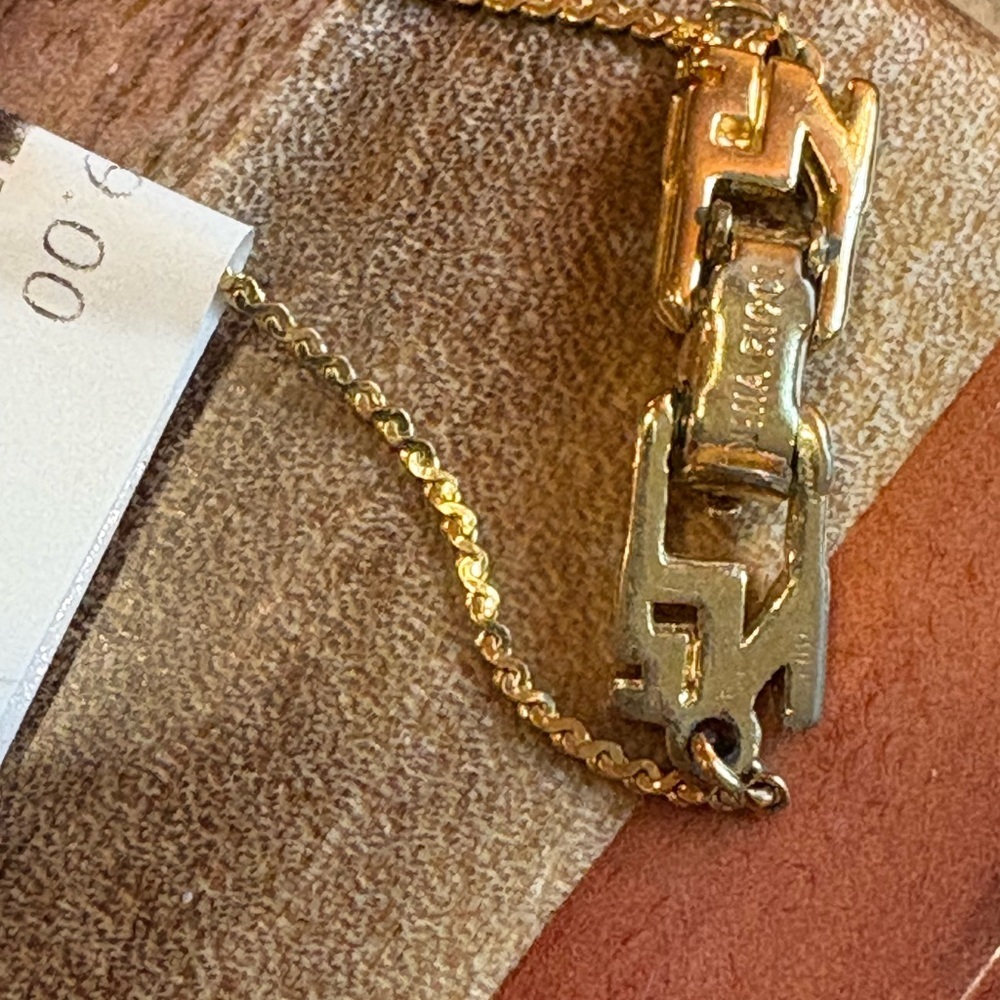 Nina Ricci Gold Necklace - Picture 3 of 8